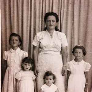 Meet your Posher, Josephine